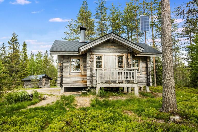 Vuokramökki Salla, Suomujärvi wilderness cabin 