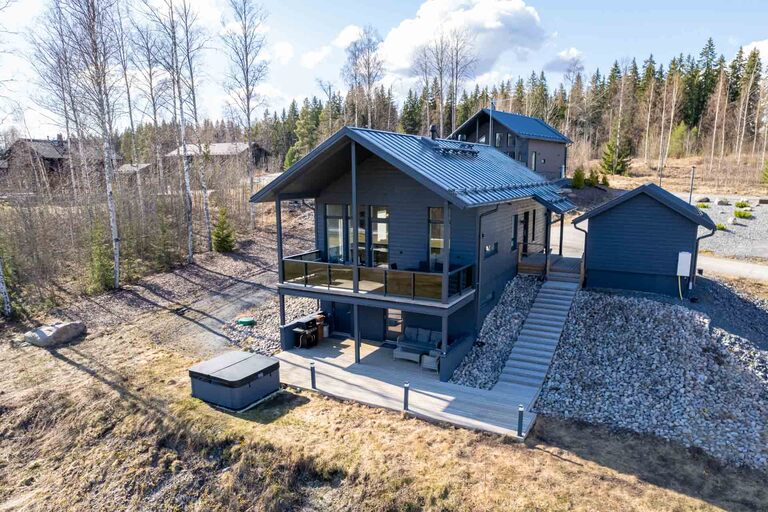 Cottage for rent Jämsä, Villa Quatro, 8+2 hlön erillismökki, Golf Resort -  