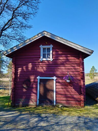 Vuokramökki Merikarvia, Maalaistalon päätyhuoneisto 